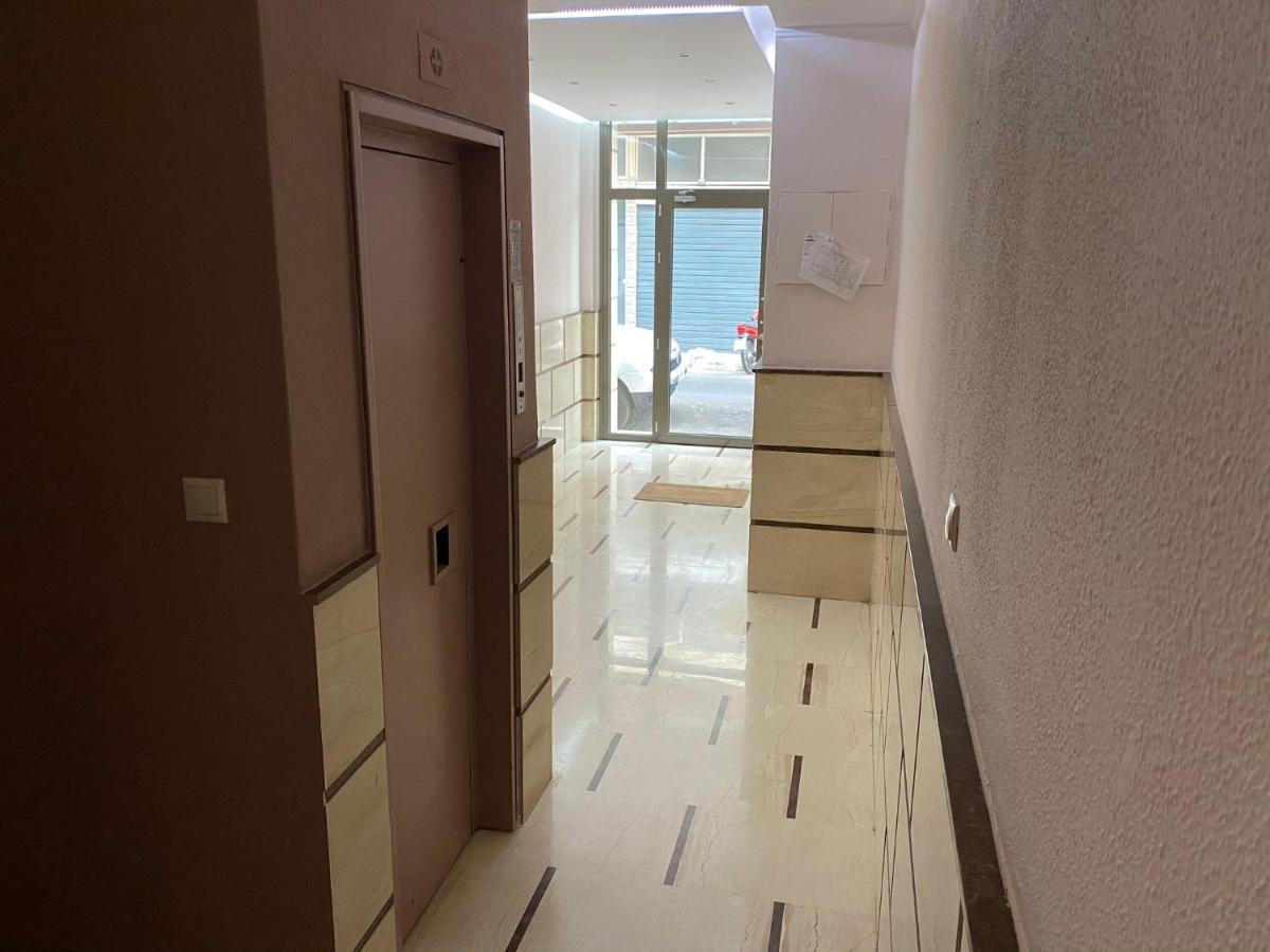 Asimina Apartment, Kerameikos Metro Station Афины Экстерьер фото